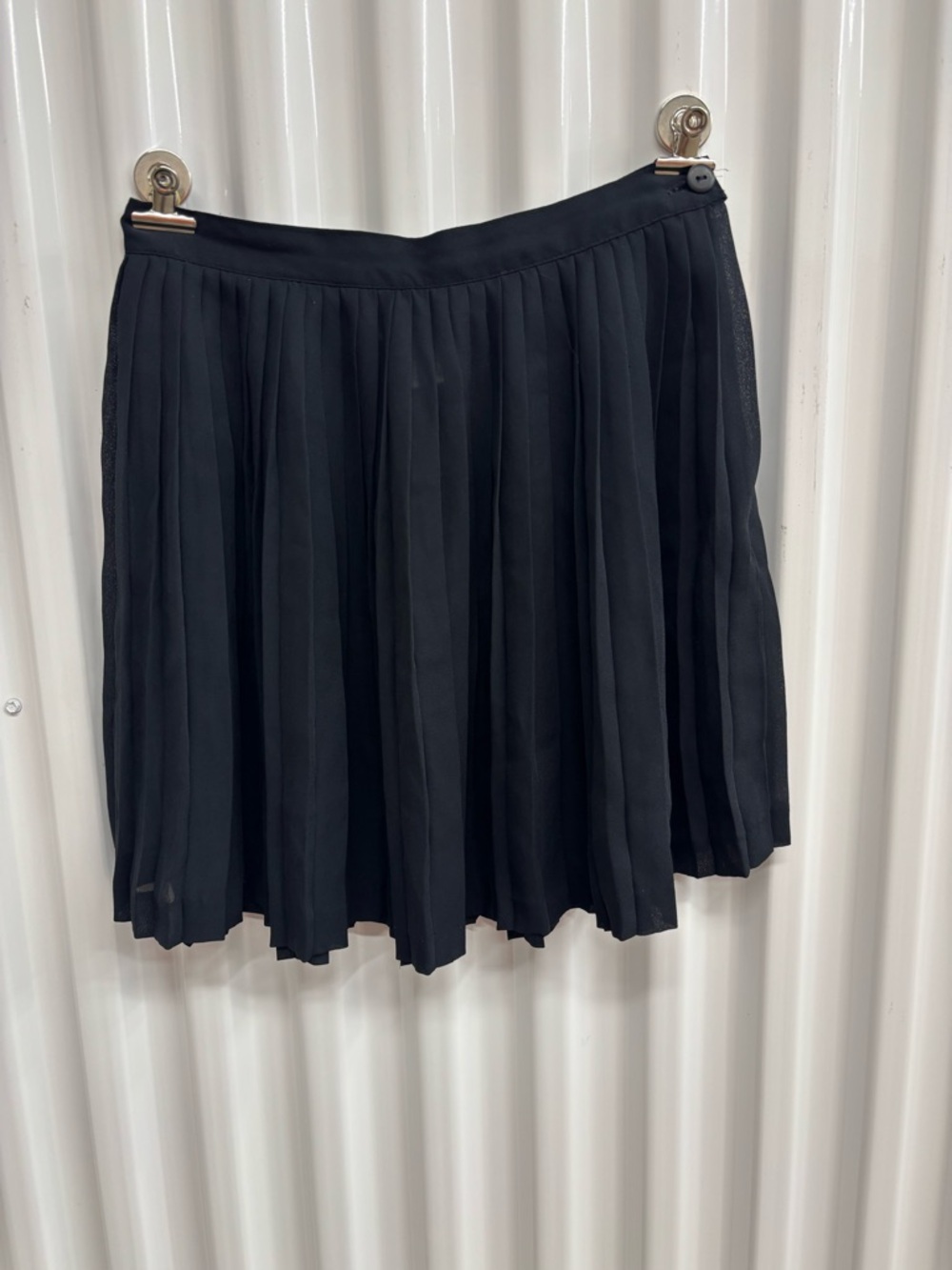 The Limited Black Pleated Mini Skirt
